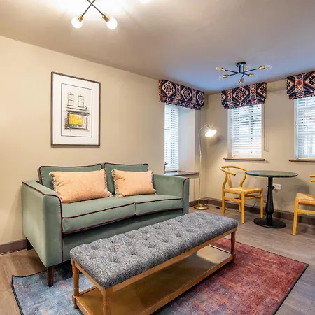 Apartment The Falcon