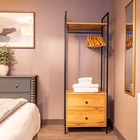 The Falcon Apartment