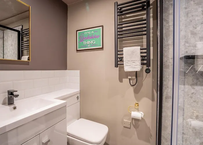 The Falcon Apartman *